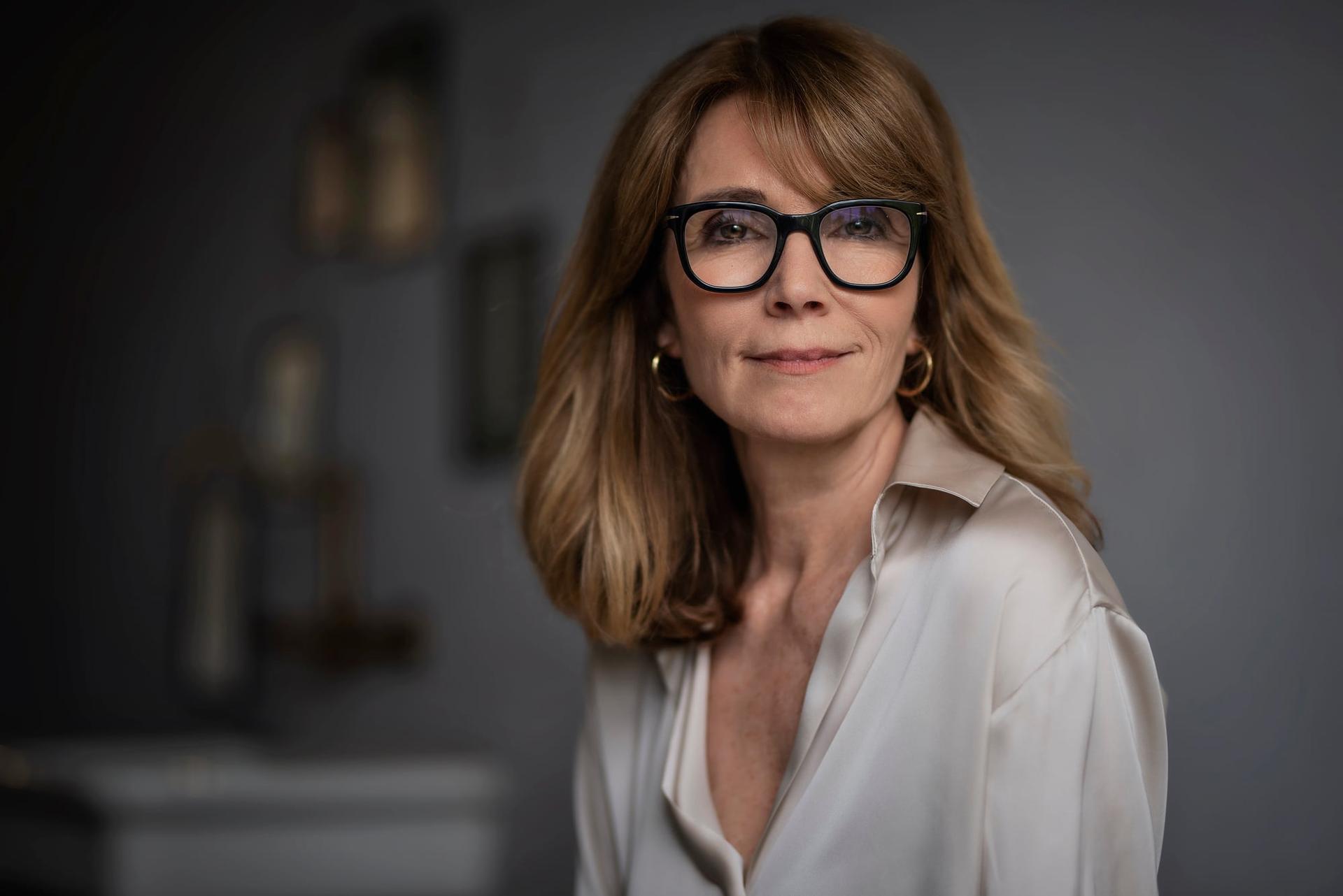 Layered Haircuts After 50: The Most Flattering Styles That Instantly Add Volume — Hair