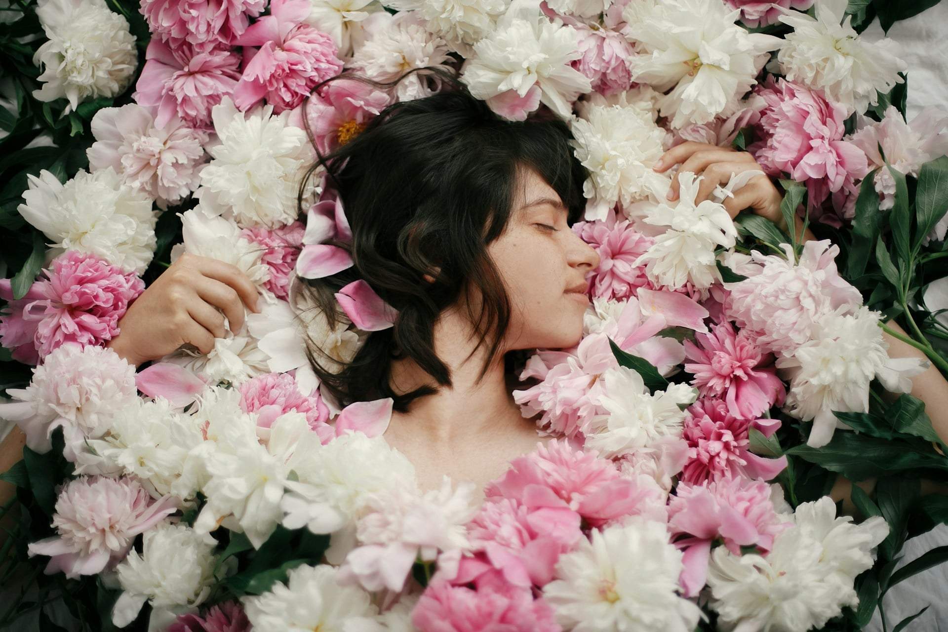 Perfume Horoscope: The Signature Scent That Was Made for Your Zodiac Sign — Lifestyle