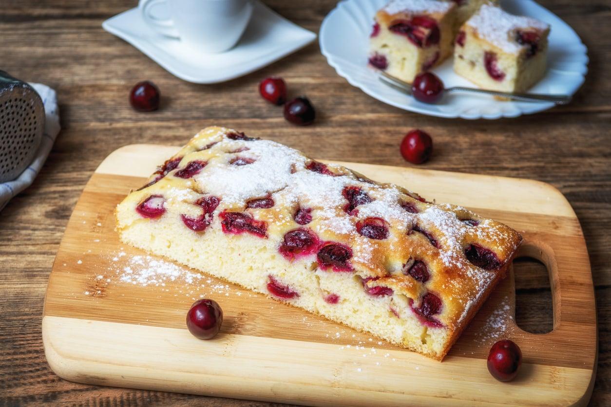 3 easy cherry cakes for peak cherry season: sponge, pie, and a last-minute lifesaver — Lifestyle