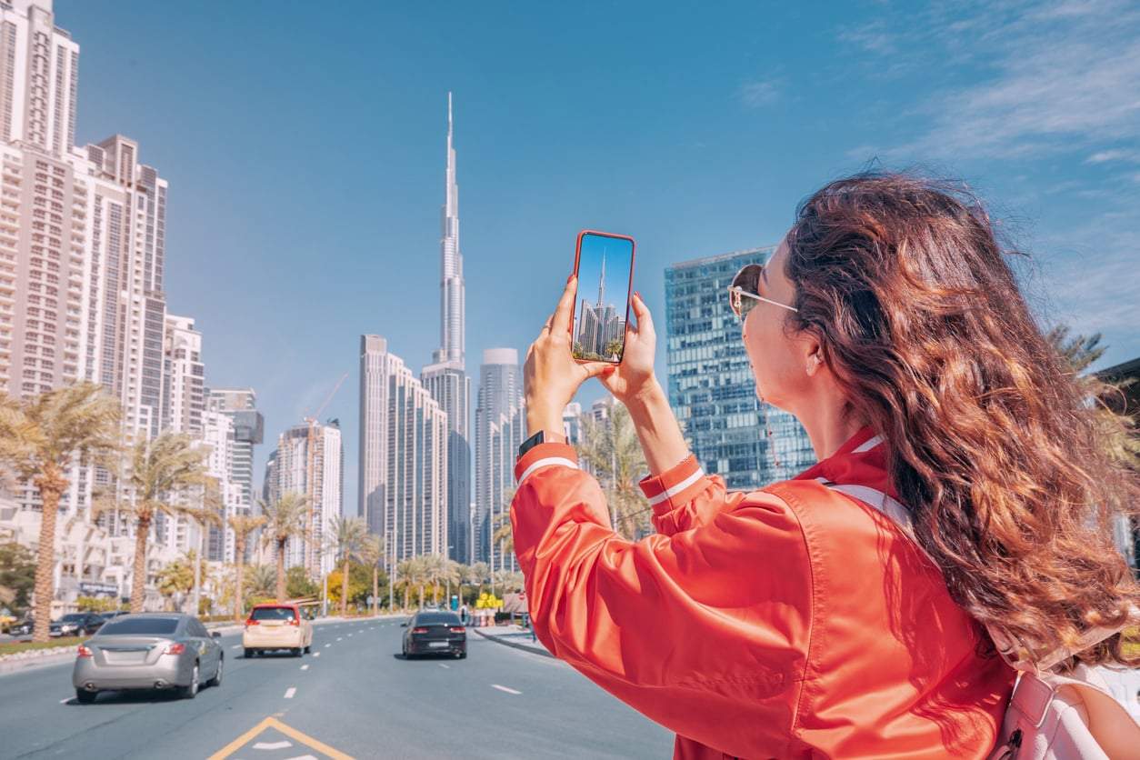 Never get lost on holiday again: the 3 photos every traveler should take — Leisure