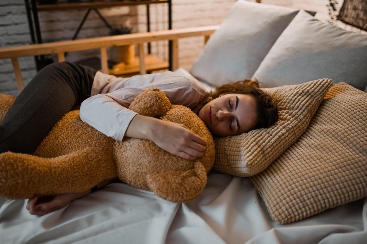 Why Your Brain Won't Shut Off at Bedtime — 7 Ways That Actually Help You Fall Asleep — Health
