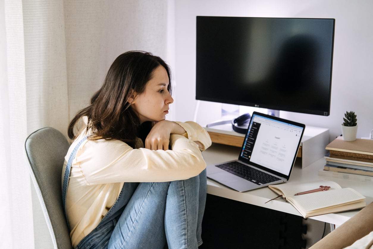 What happens to friendship when we'd rather tell ChatGPT our problems? — Lifestyle