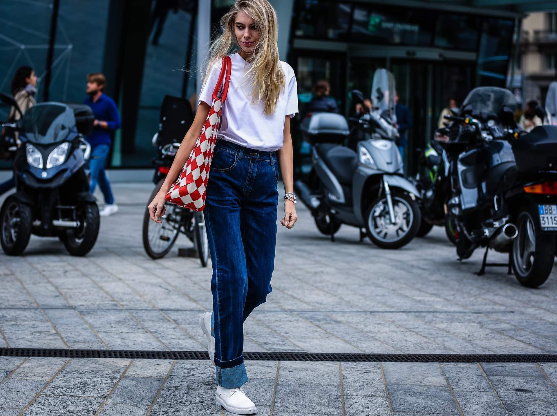 The 6 jeans everyone will be wearing this fall (and how to style each one) — Fashion