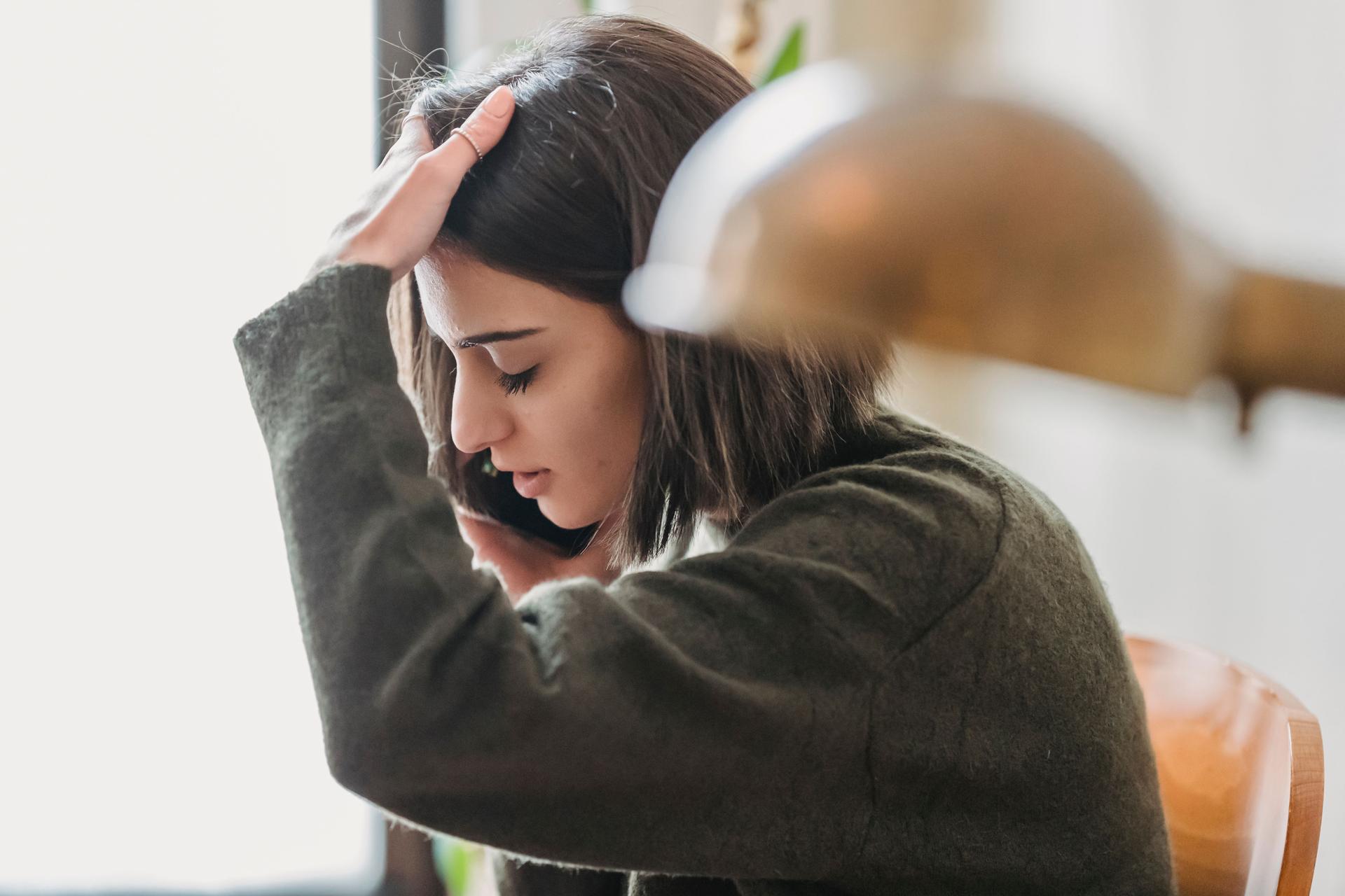 If Your Friend Never Stops Venting, Here's What It's Quietly Doing to You — Lifestyle