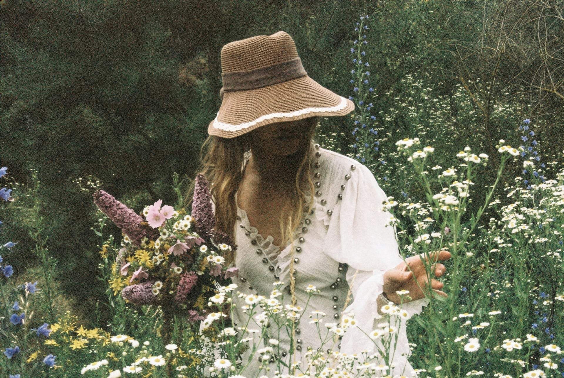 The 6 Hats Everyone's Wearing This Summer (And Turning Heads In) — Fashion
