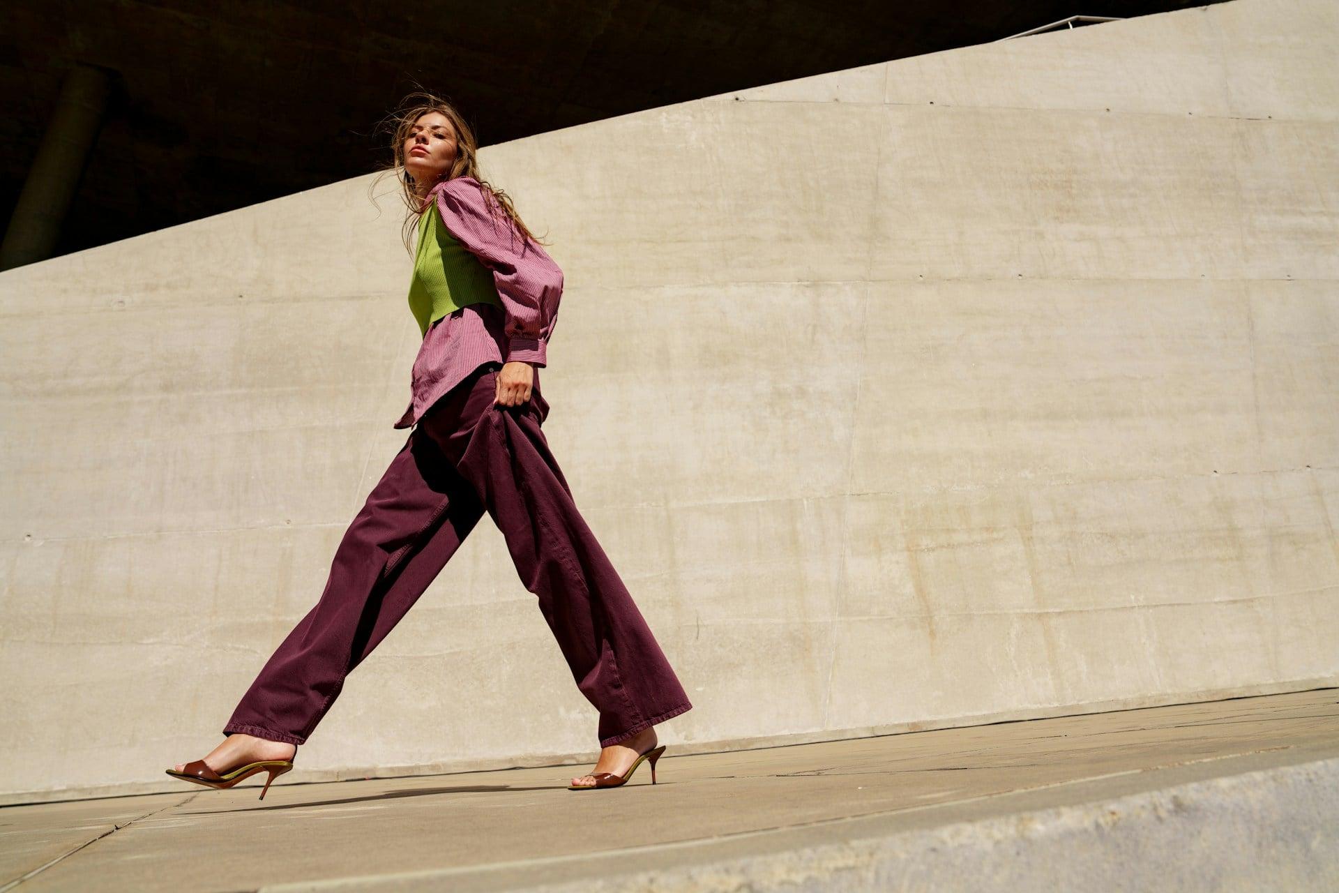 Knee-High Boots Without the Struggle: Fit, Proportion and Three Outfits That Always Work — Fashion