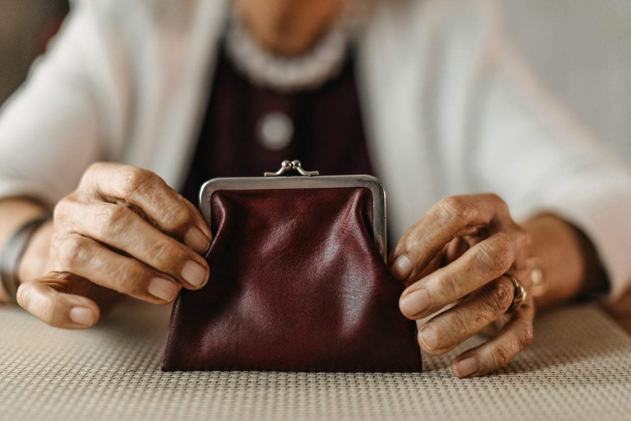 Why You Still Fear Being Poor: 3 Things Your Grandparents Said That Rewired Your Brain — Family