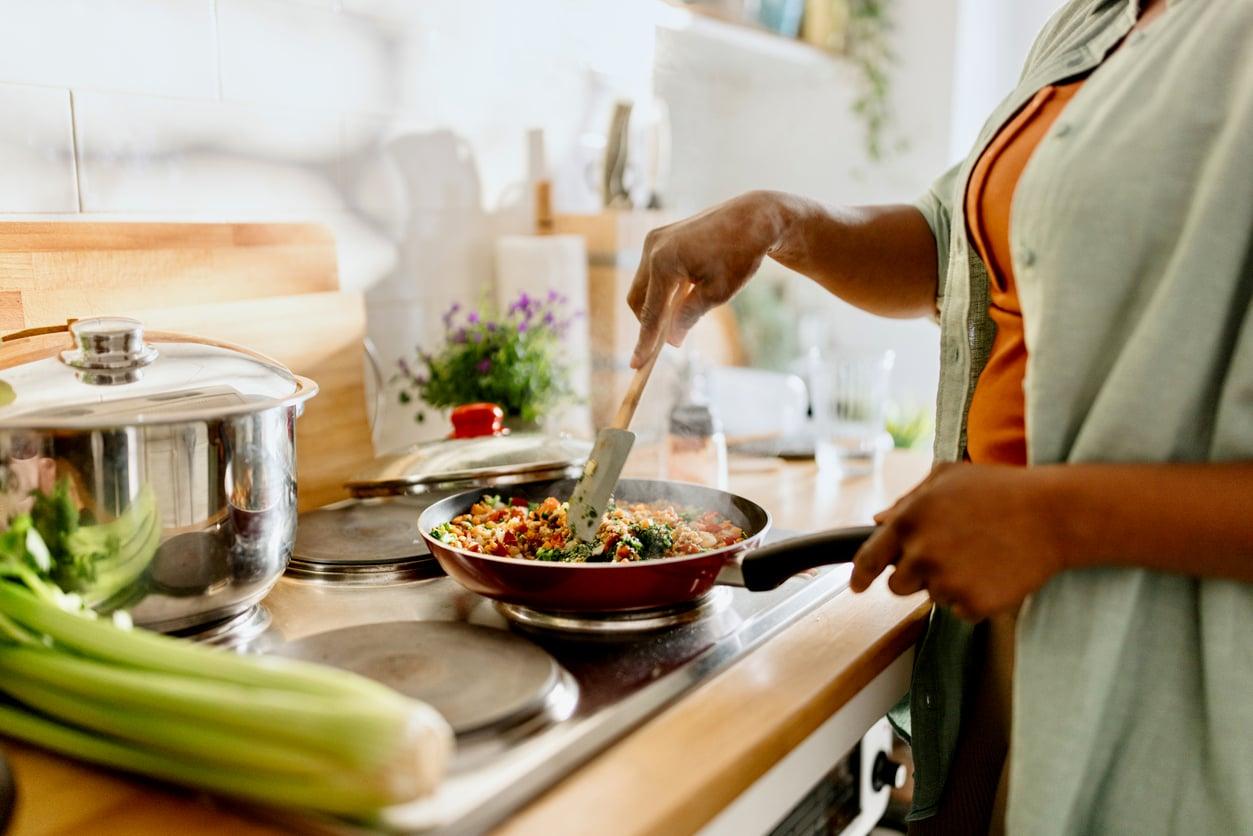 How to Clean an Air Fryer Properly — Including the Part That Causes the Smell — Household