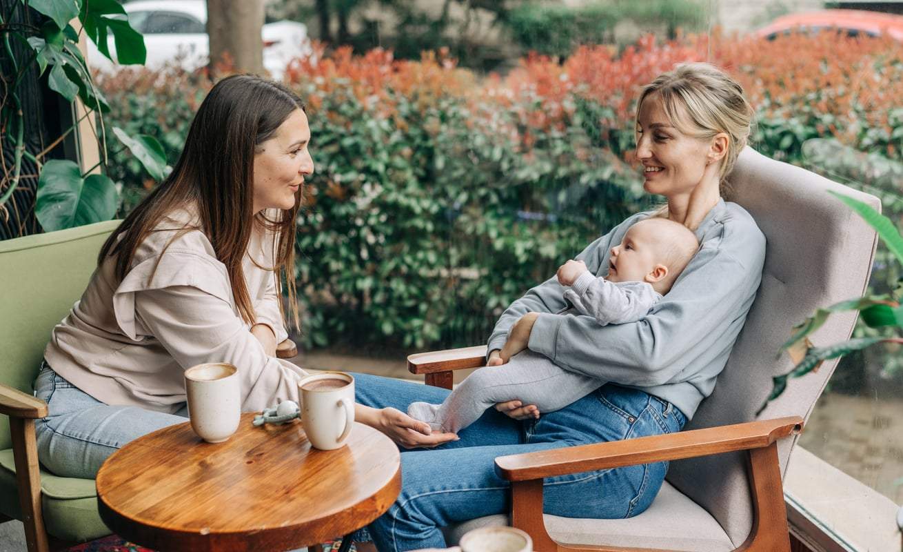 "It's Me or Your Kid": When Your Best Friend Just Can't Stand Children — Family