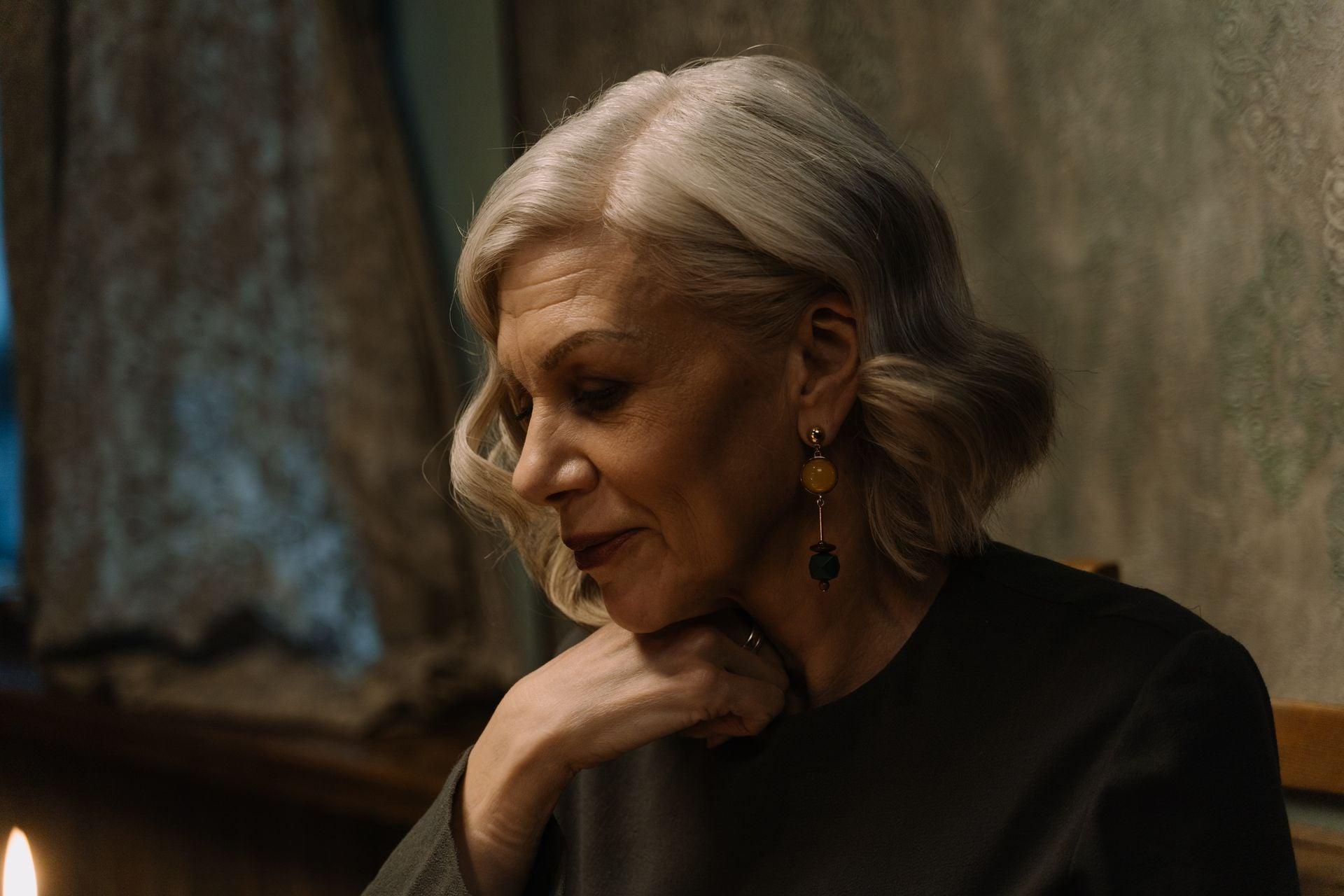 Greying Hair: What Genuinely Helps, and What No Serum Can Promise — Hair