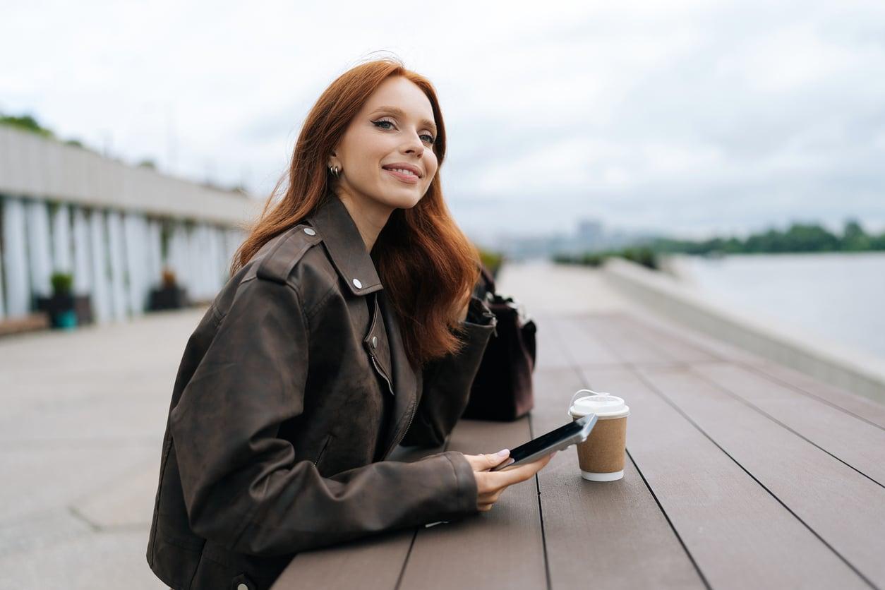 When Your Anti-Dandruff Shampoo Stops Working: A Calmer Plan for an Itchy Autumn Scalp — Hair