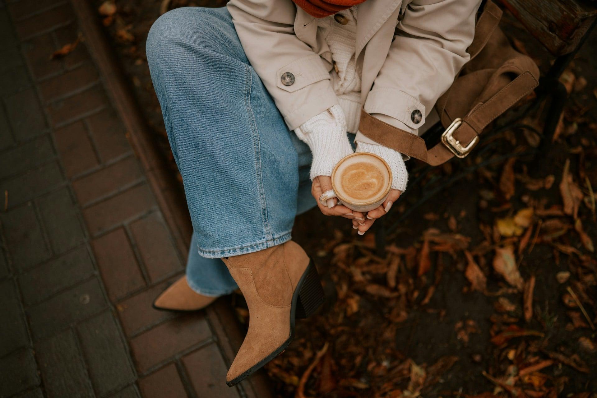 Your Perfume Doesn't Have to Be a Signature: Building a Small Scent Wardrobe for Autumn — Style