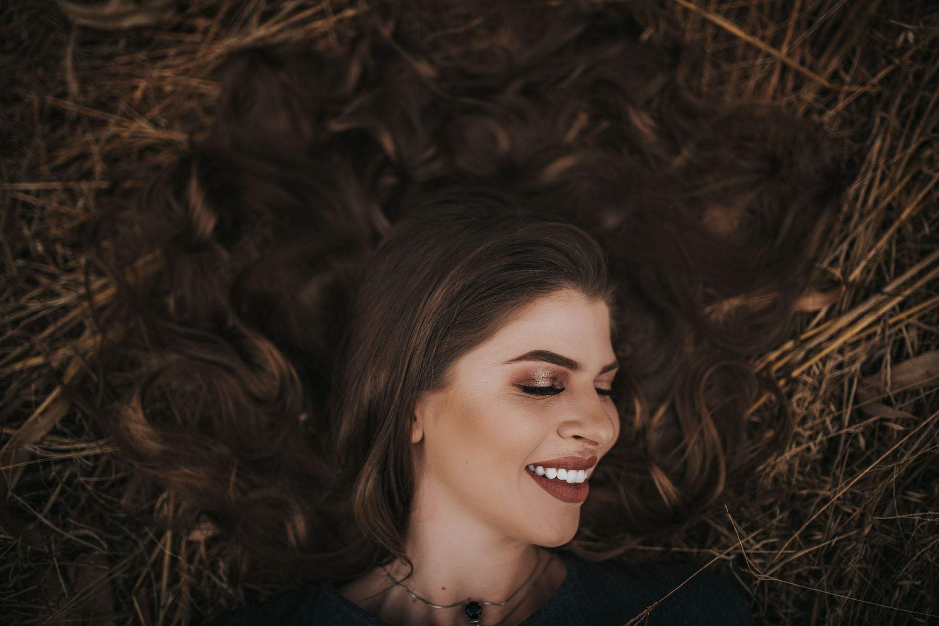 3 Haircut Techniques That Take 5 Years Off Your Face, According to Expert Stylists — Hair